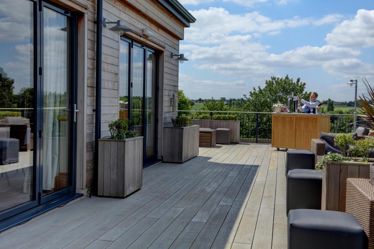 Windmill Village Hotel, Golf Club & Spa, BW Signature Collection Coventry Exterior foto