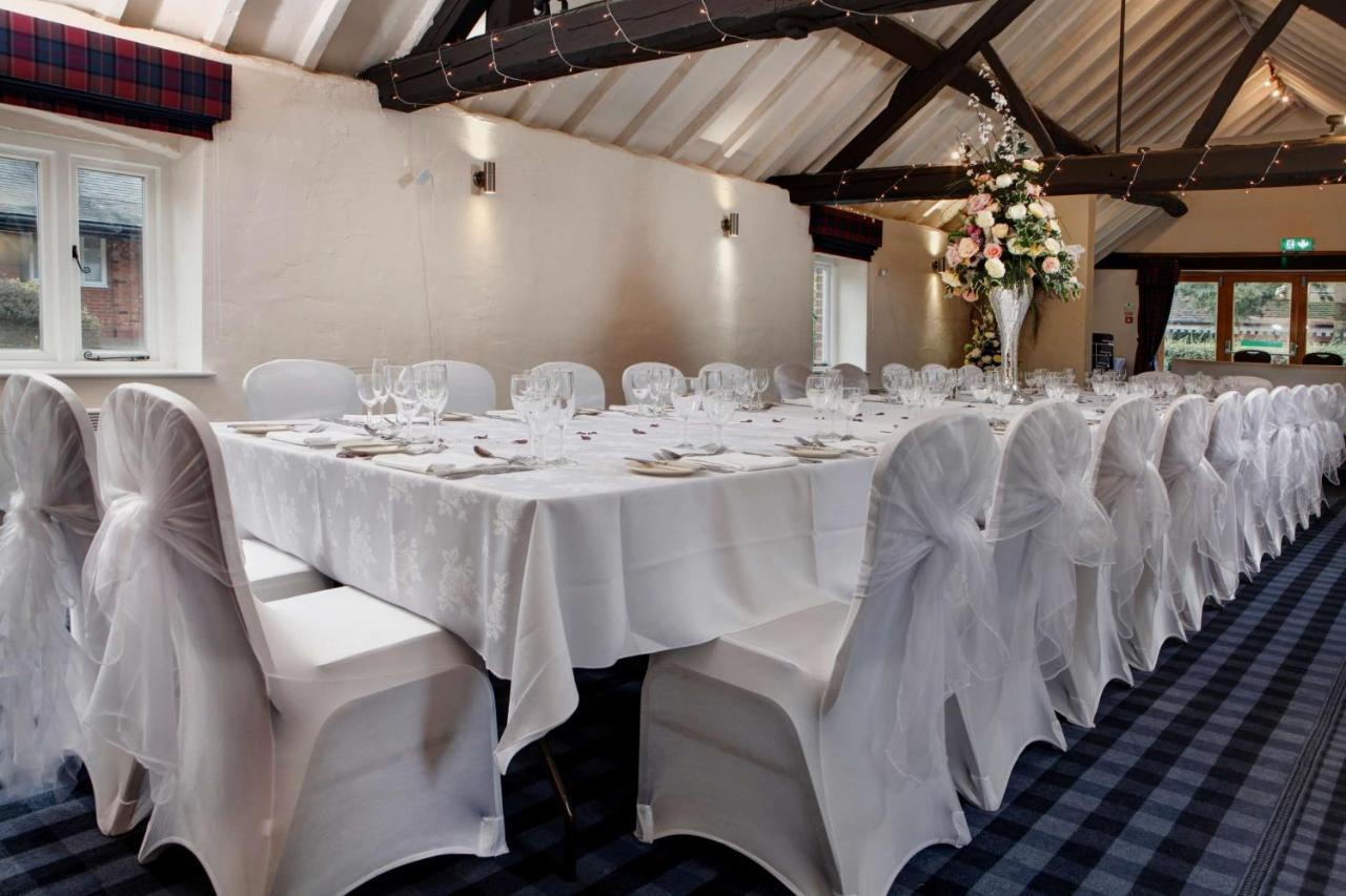 Windmill Village Hotel, Golf Club & Spa, BW Signature Collection Coventry Exterior foto