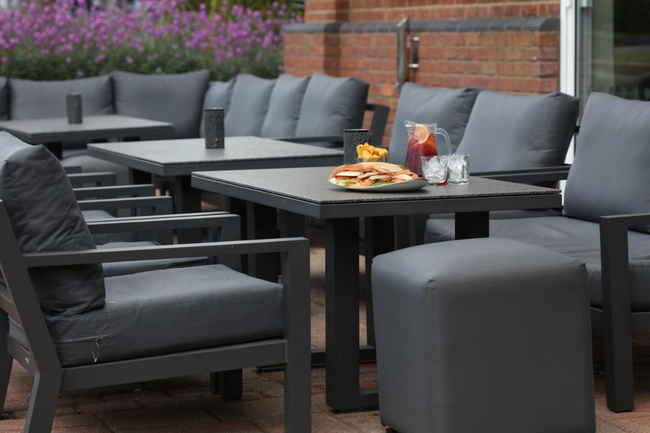 Windmill Village Hotel, Golf Club & Spa, BW Signature Collection Coventry Exterior foto